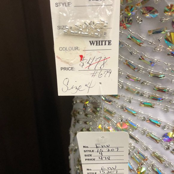 Wow $235 Mermaid Gown by Envious size 4 White LAST REDUCTION NEED SALES - Picture 13 of 16